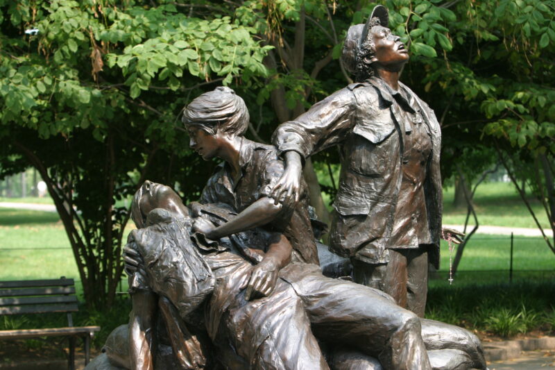 Sculptures at the Vietnam War Memorial in Washington, DC — United States, Washington, USA, District of Columbia, sculpture