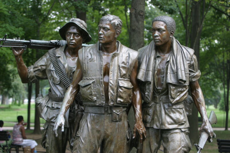 Sculptures at the Vietnam War Memorial in Washington, DC — United States, Washington, USA, District of Columbia, sculpture