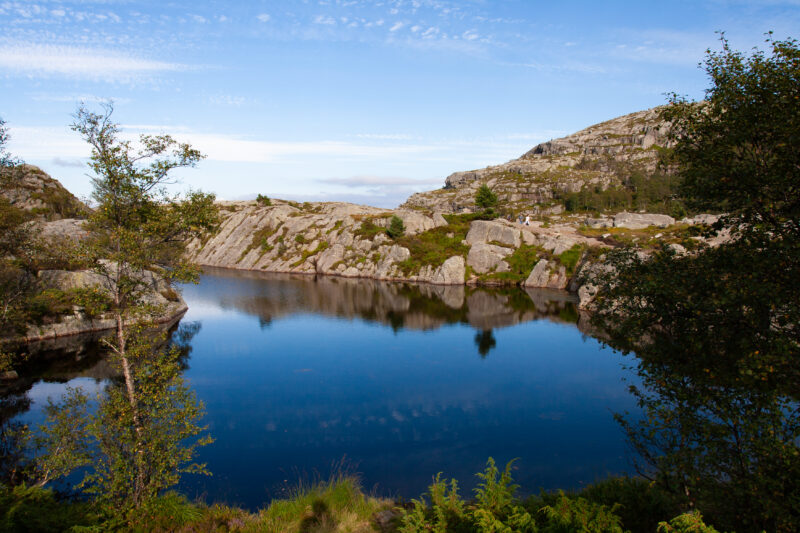 Mountain Lake in Norway — Scenic mountain Lake on the hike to Pulpit Rock in Norway — Norway, Scenic, lake, lakes