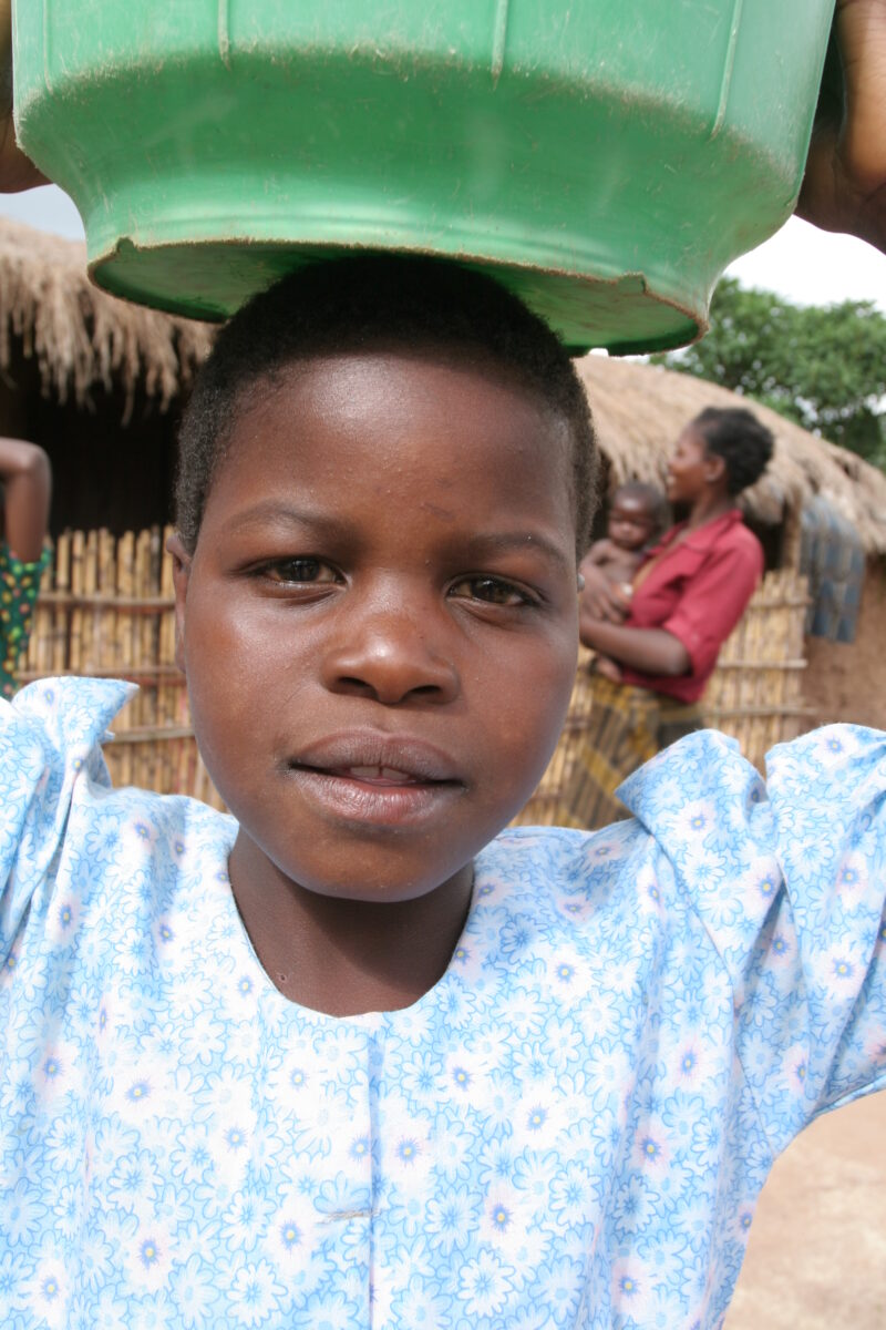 Girl with Bucket in Malawi — Collecting Water in Malawi — Africa, Malawi, African, Malawin, girl