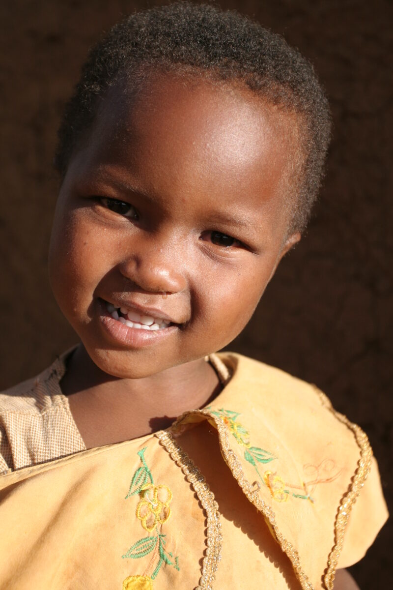 Child in Poverty — Child growing up in poverty in Tanzania — Tanzania, Africa, Poverty, Development, Hanang