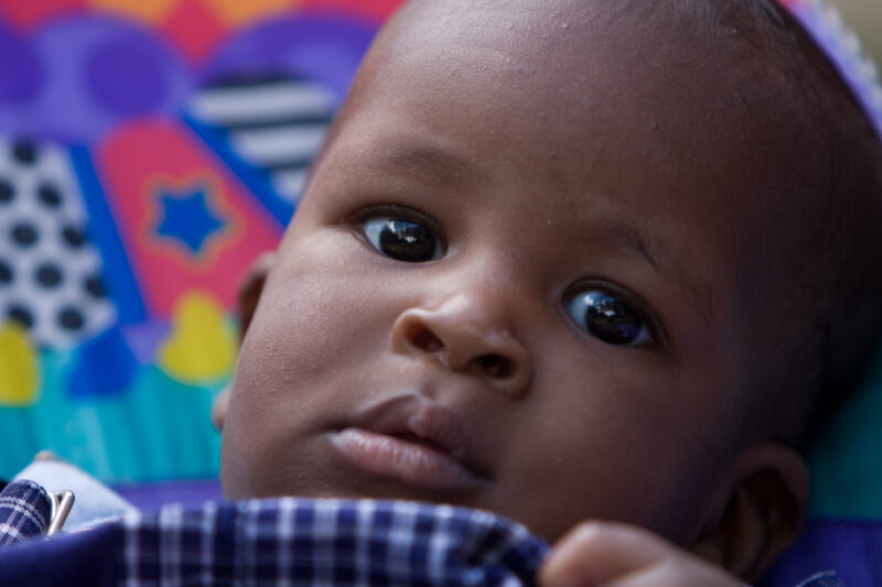 Orphan Babies in Tanzania — Abandoned and orphaned babies, get a new chance at life at a infant orphanage, Cradle of Love, in Usa River, Tanzania — Africa, T...