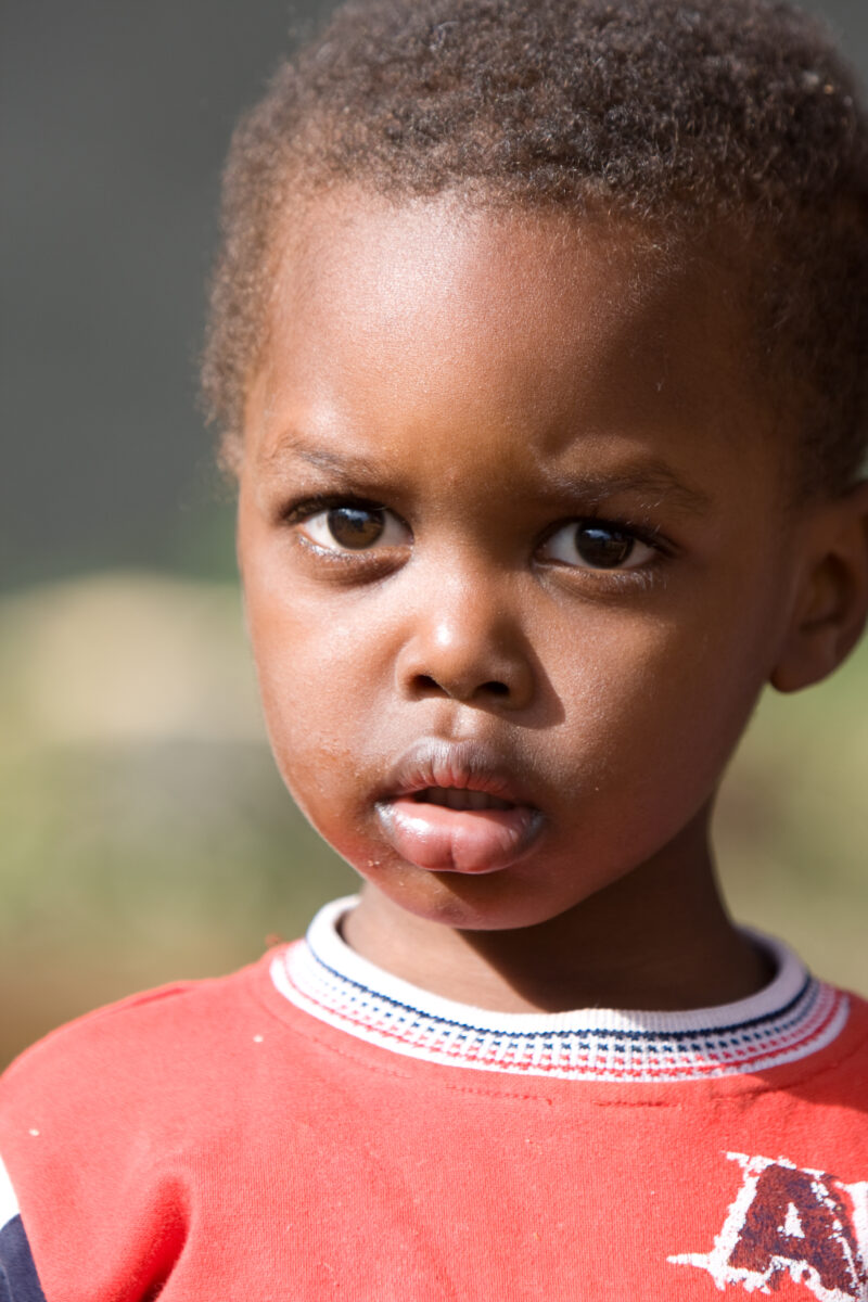 Orphan Babies in Tanzania — Abandoned and orphaned babies, get a new chance at life at a infant orphanage, Cradle of Love, in Usa River, Tanzania — Africa, T...