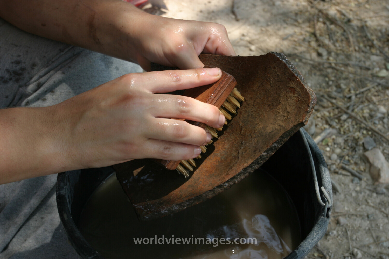 Pottery Washing