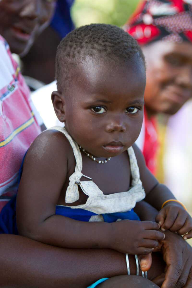 Baby in Burkina Faso — Baby living in a remote region of Burkina Faso, Africa — Africa, West Africa, Burkina Faso, poor, poverty