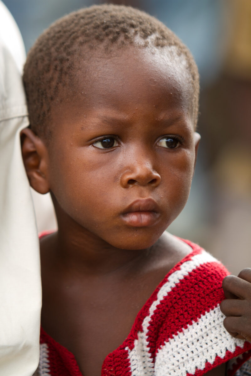 Baby in Burkina Faso — Baby living in a remote region of Burkina Faso, Africa — Africa, West Africa, Burkina Faso, poor, poverty