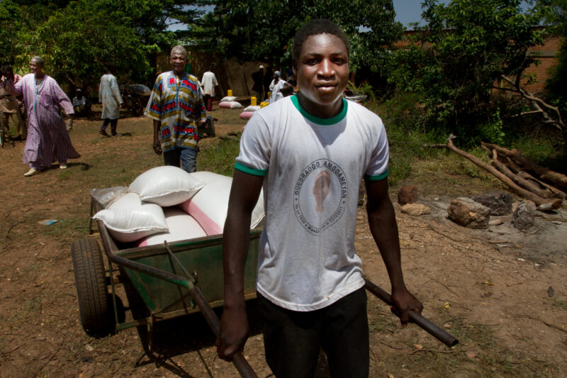 Emergency Food Distribution — People in drought striken Burkina Faso get emergency food from Canadian Foodgrains Bank. — Africa, West Africa, Burkina Faso, p...