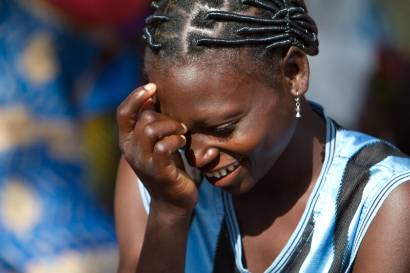Woman in Burkina Faso — Woman living in a rural village in Burkina faso, Africa — Africa, West Africa, Burkina Faso, poor, poverty