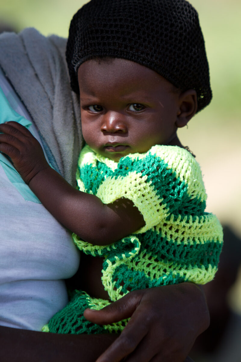 Baby in Burkina Faso — Baby living in rural Burkina Faso facing challenges of illness, hunger and malnutrition — Africa, West Africa, Burkina Faso, poor, pov...