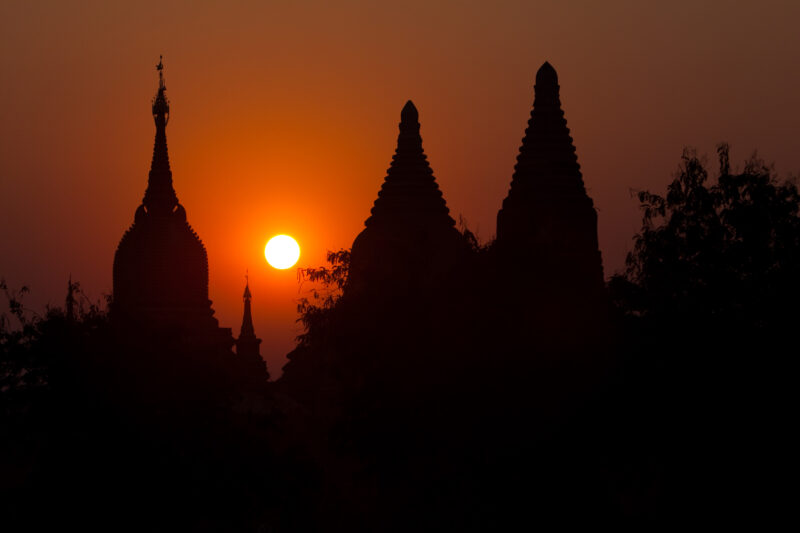 Sunrise in Began — Stock Images of the ancient temples of Bagan in Myanmar — Archaeology, Bagan, Buddhist, Buddhist Temples, Burma