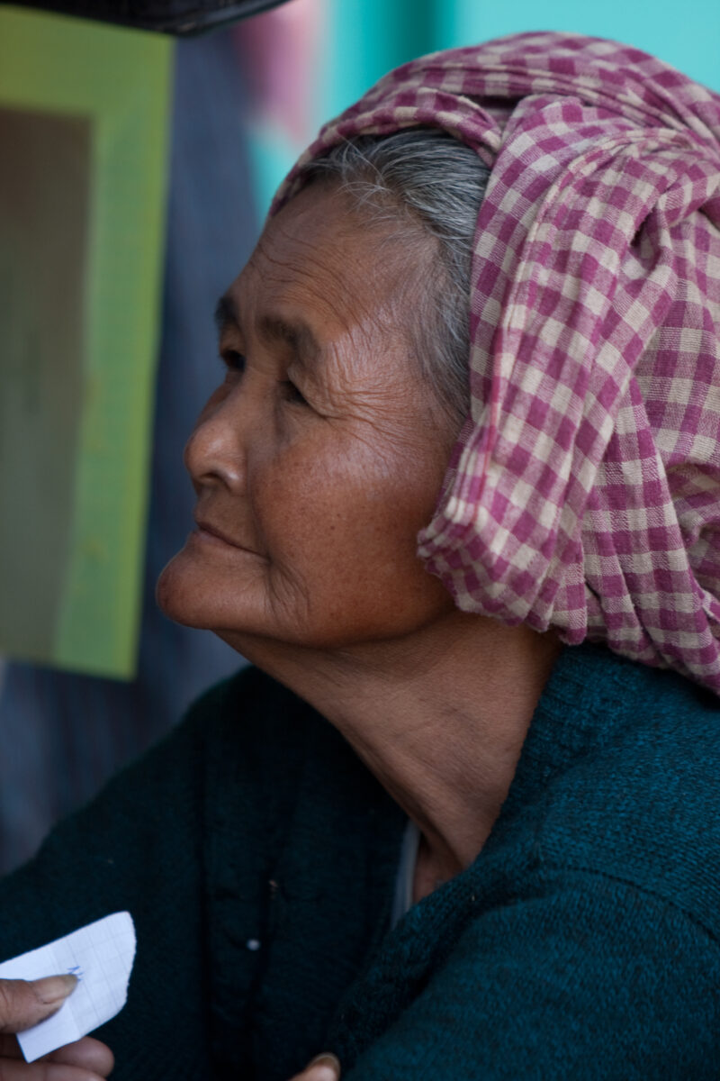 Woman in Cambodia — Stock image of a woman living in Rural Cambodia — Woman, women, Cambodia, Khmer, faces