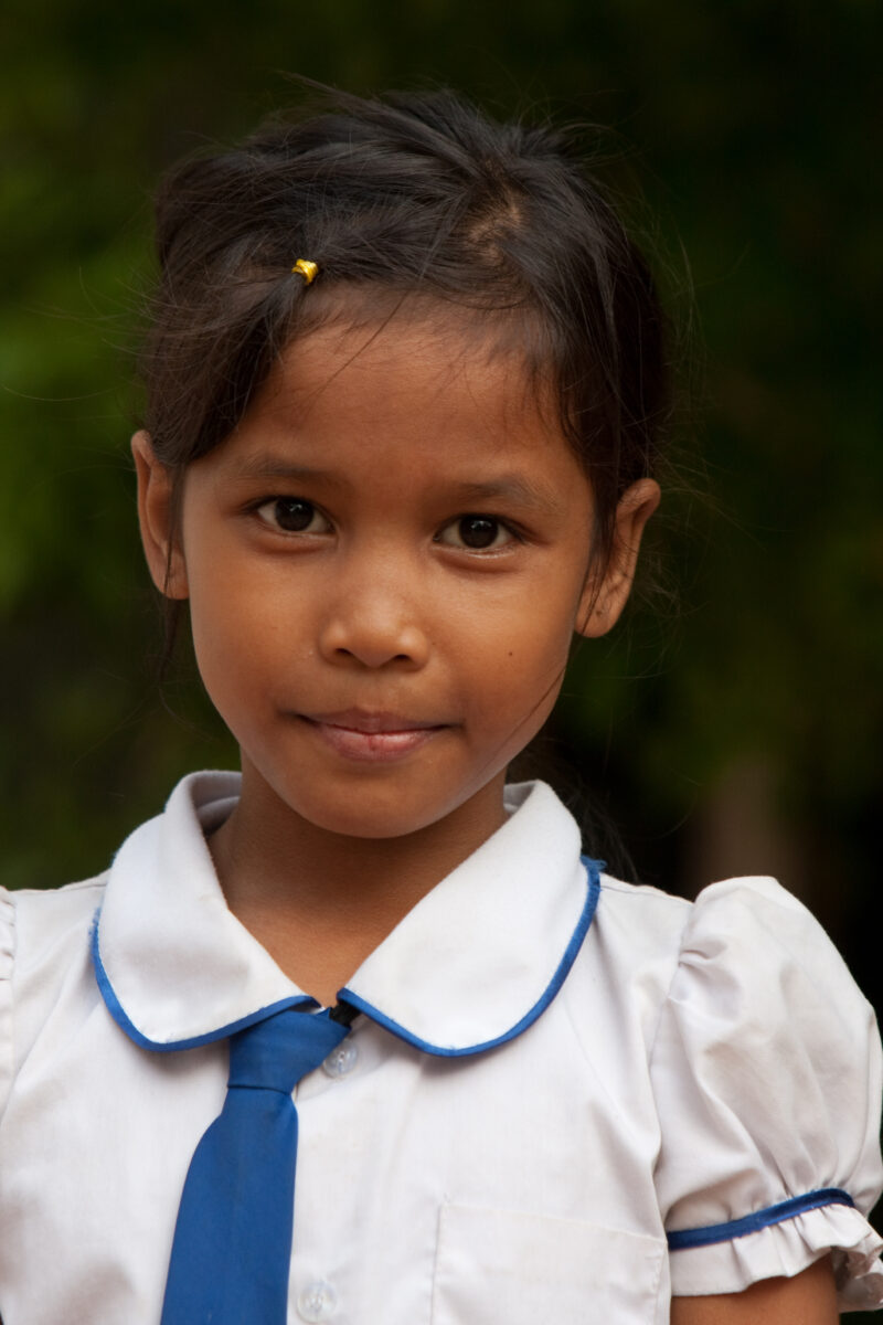 Girl in Cambodia — Stock Imgae of young girl growing up in poverty in rural Cambodia — Cambodia, Khmer, girl, girls, children child