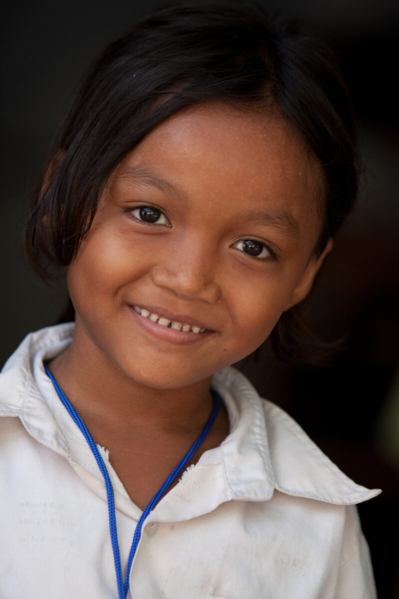 Girl in Cambodia — Stock Imgae of young girl growing up in poverty in rural Cambodia — Cambodia, Khmer, girl, girls, children child