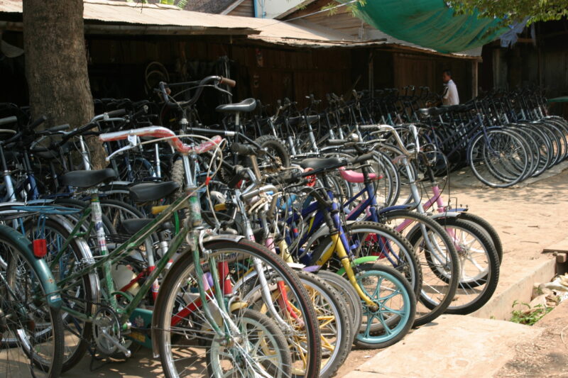 Bicycle shop in Cambodia — Bicycycles lined up for sale at a shop in cambodia — Cambodia, bicycles, cycle shop