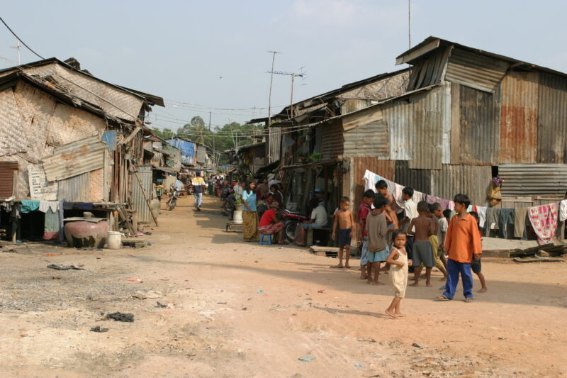 Houses in Cambodia — Stock image of typical housing of rural poor in Cambodia — Cambodia, poor, poverty, housing, houses