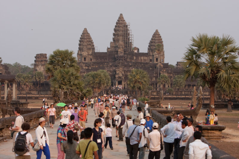 Angkor Wat in Cambodia — Stock image of the temple ruins of Angkor Wat complex near Siem Reap, Cambodia — Cambodia, Angkor Wat, Siem Reap, temple, temple ruins