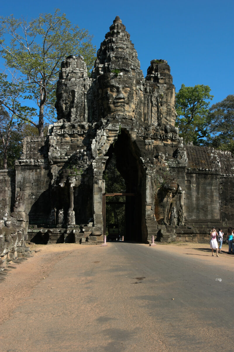 Angkor Wat in Cambodia — Stock image of the temple ruins of Angkor Wat complex near Siem Reap, Cambodia — Cambodia, Angkor Wat, Siem Reap, temple, temple ruins