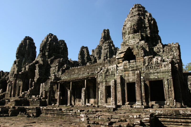 Angkor Wat in Cambodia — Stock image of the temple ruins of Angkor Wat complex near Siem Reap, Cambodia — Cambodia, Angkor Wat, Siem Reap, temple, temple ruins