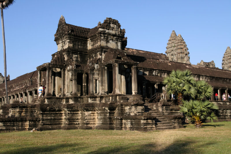 Angkor Wat in Cambodia — Stock image of the temple ruins of Angkor Wat complex near Siem Reap, Cambodia — Cambodia, Angkor Wat, Siem Reap, temple, temple ruins