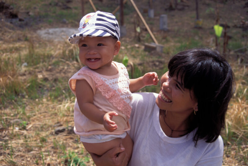 Happy Baby in the Philippines — Mother and baby in the Philippines — Babies, baby, mother, mothers, Philippines