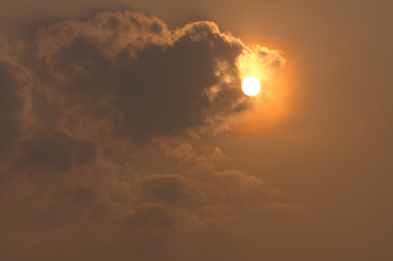 Clouds — Stock Images of people living in a floating village on Tonle Sap Lake, Cambodia — Cambodia, clouds, sun