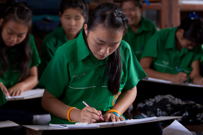 Girls at School in Thailand — Young girls getting an education in Thailand, with the help of scholarships from ADRA — Thailand, School, education, learning, ...