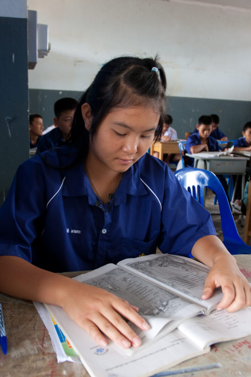 Girls in School in Thailand — Young girls getting an education in Thailand, with the help of scholarships from ADRA — Thailand, School, education, learning, ...