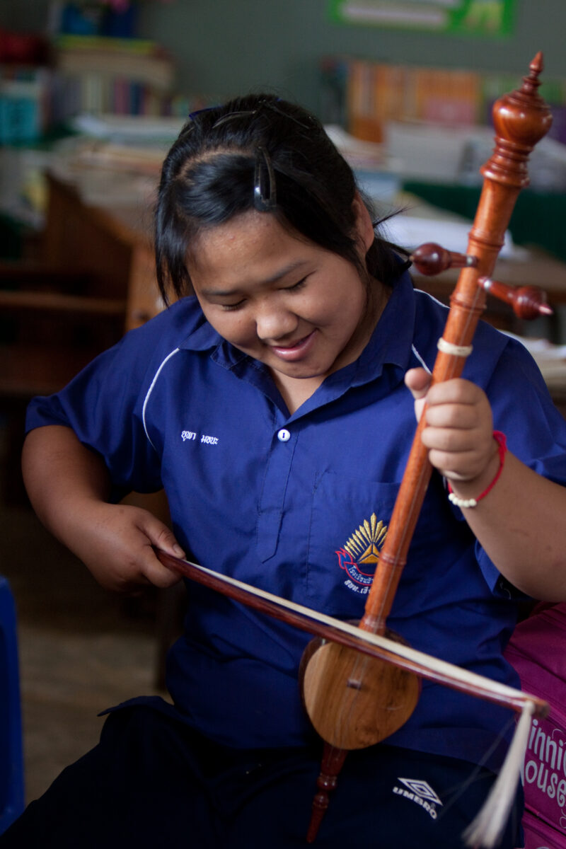 Girls in School in Thailand — Young girls getting an education in Thailand, with the help of scholarships from ADRA — Thailand, School, education, learning, ...