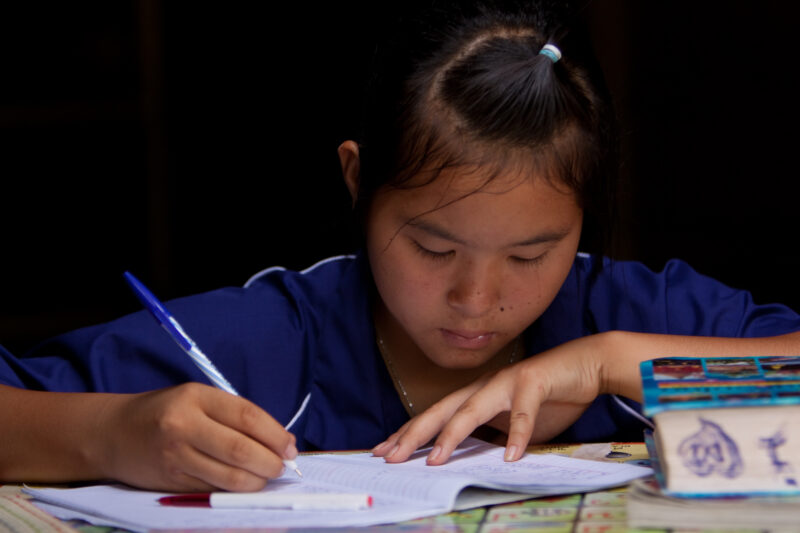 Girls in School in Thailand — Young girls getting an education in Thailand, with the help of scholarships from ADRA — Thailand, School, education, learning, ...