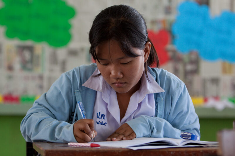 Girls in School in Thailand — Young girls getting an education in Thailand, with the help of scholarships from ADRA — Thailand, School, education, learning, ...