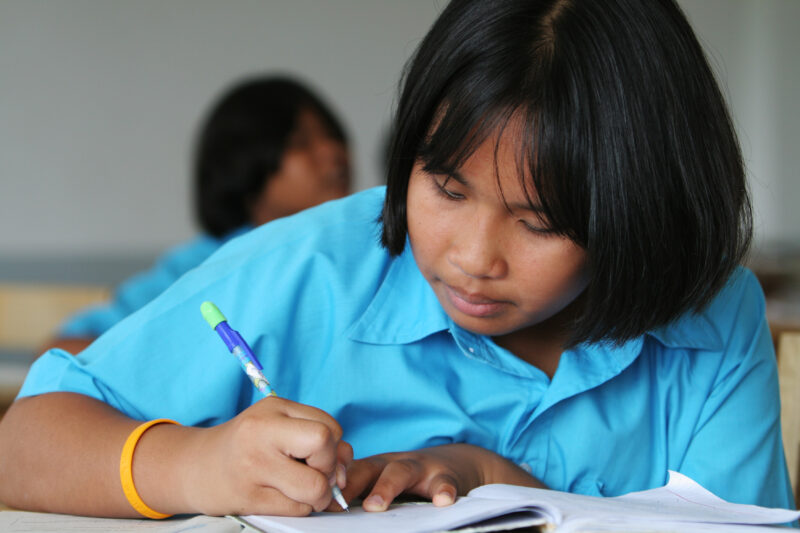 Girl in School in Thailand — Young students in the country of Thailand — Thailand, students, children, child, education