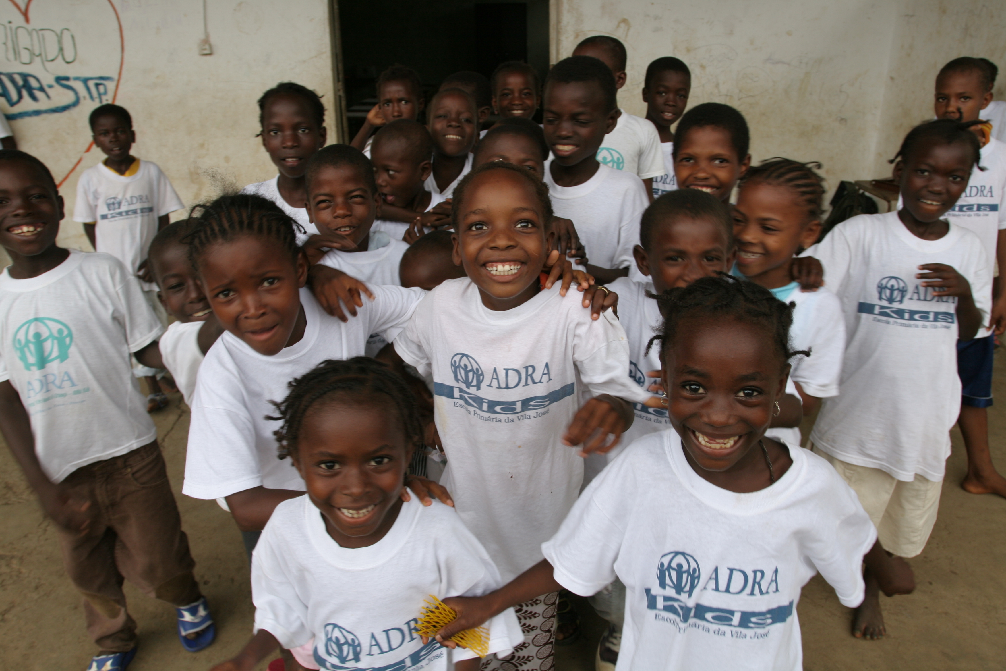 Students in Sau Tome