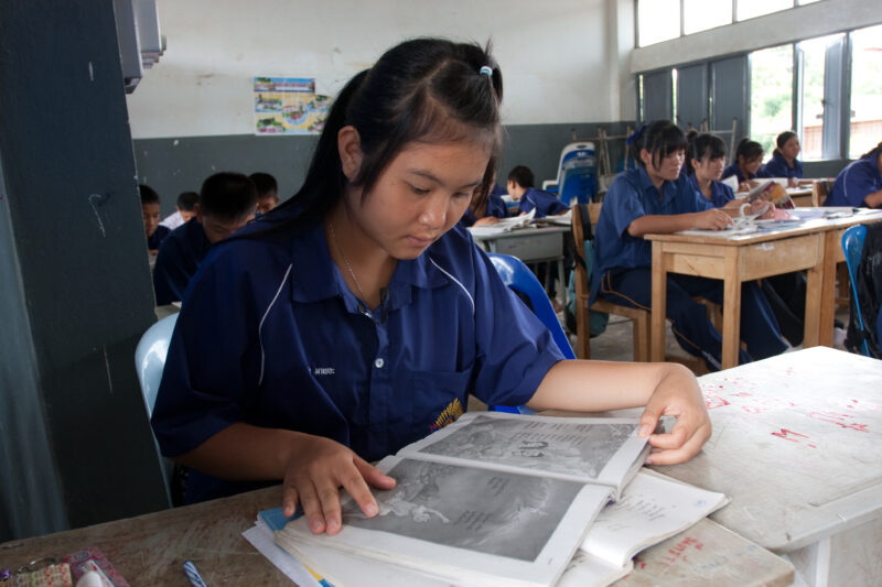 Girls in School in Thailand — Young girls getting an education in Thailand, with the help of scholarships from ADRA — Thailand, School, education, learning, ...