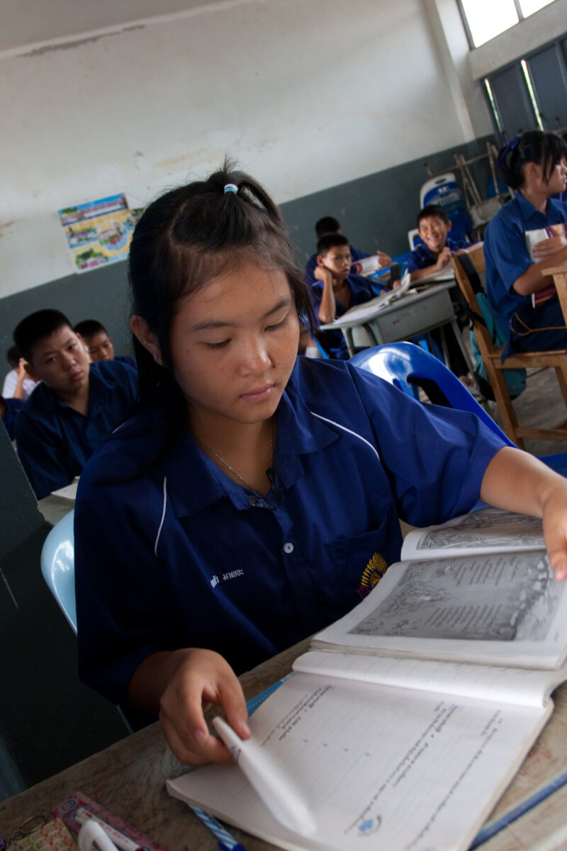 Girls in School in Thailand — Young girls getting an education in Thailand, with the help of scholarships from ADRA — Thailand, School, education, learning, ...