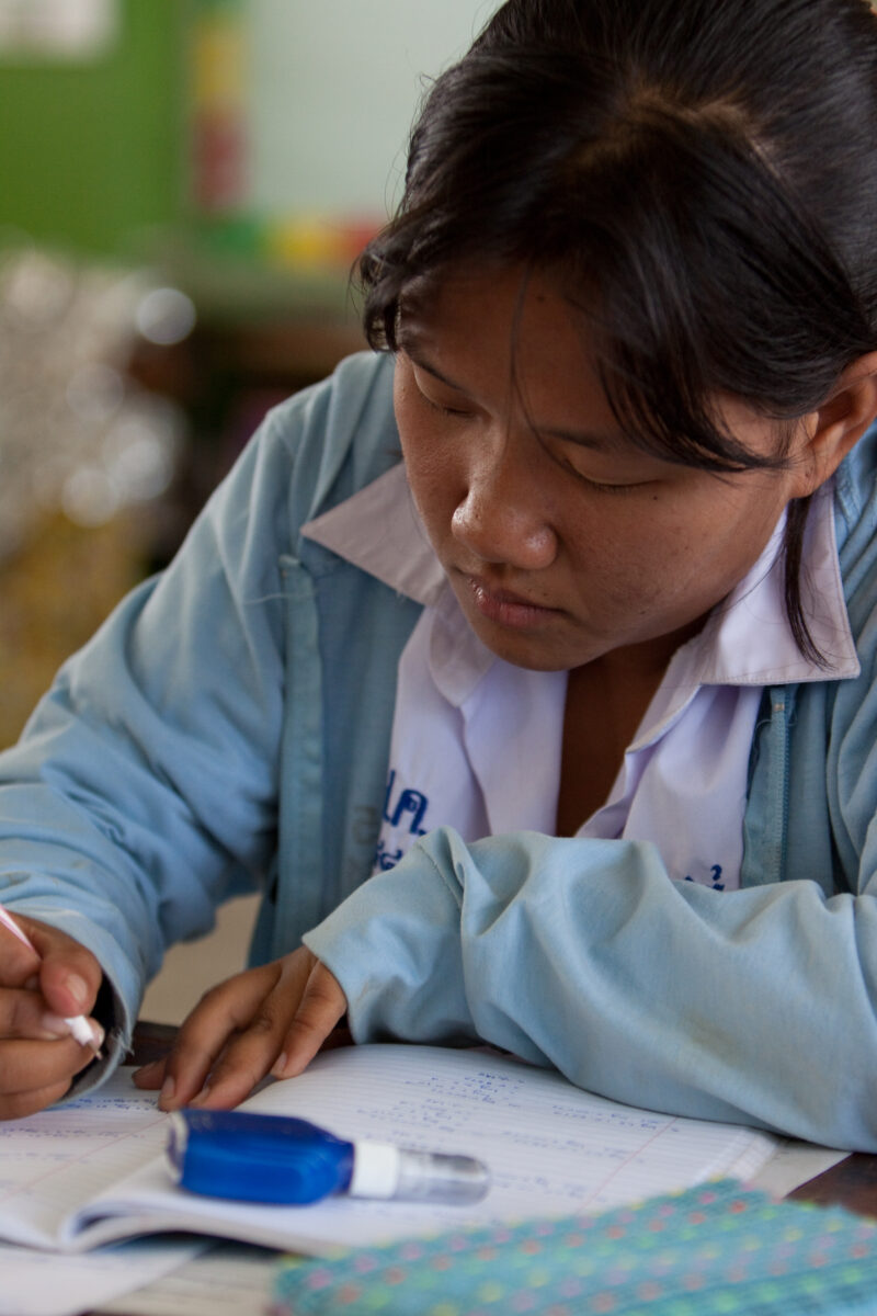 Girls in School in Thailand — Young girls getting an education in Thailand, with the help of scholarships from ADRA — Thailand, School, education, learning, ...