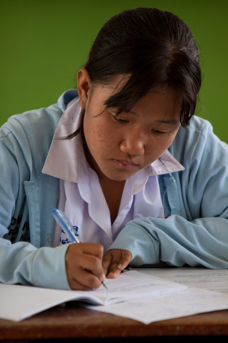 Girls in School in Thailand — Young girls getting an education in Thailand, with the help of scholarships from ADRA — Thailand, School, education, learning, ...