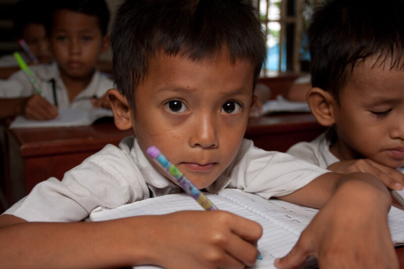 Students in School in Cambodia — Stock Images of young students at a school in Phnom Penh, Cambodia — Cambodia, School, schools, education, learning