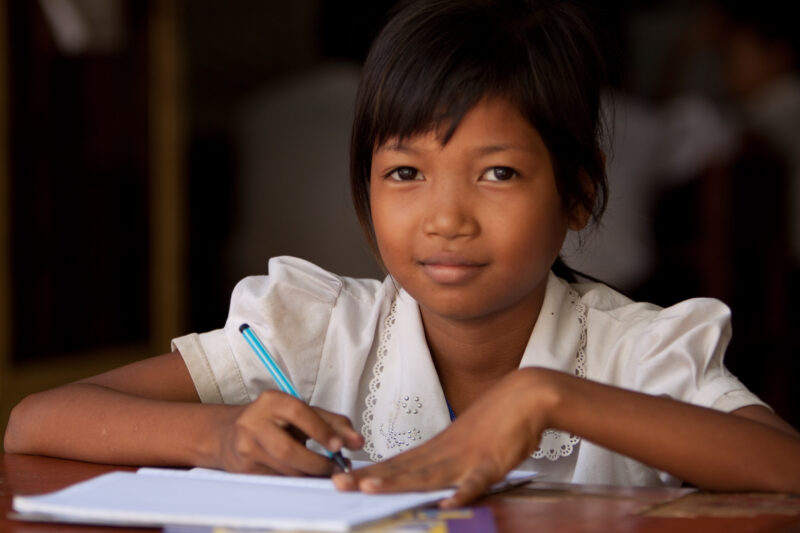 Students in School in Cambodia — Stock Images of young students at a school in Phnom Penh, Cambodia — Cambodia, School, schools, education, learning