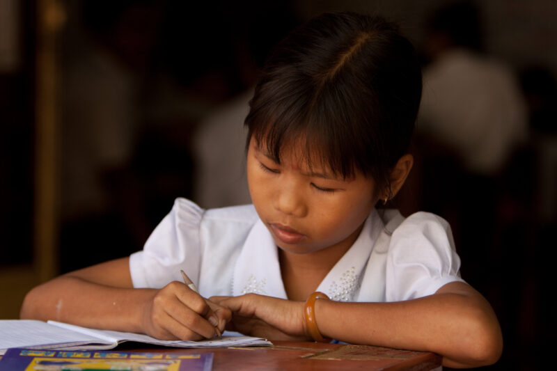 Students in School in Cambodia — Stock Images of young students at a school in Phnom Penh, Cambodia — Cambodia, School, schools, education, learning