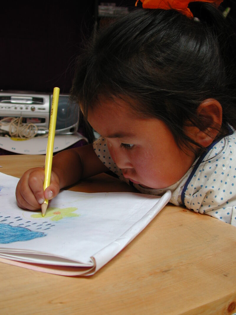 Kindergarten in Mongolia — Cute Mongolian girl goes to Kindergarten class — Mongolia, Kindergarten, School, Education, students