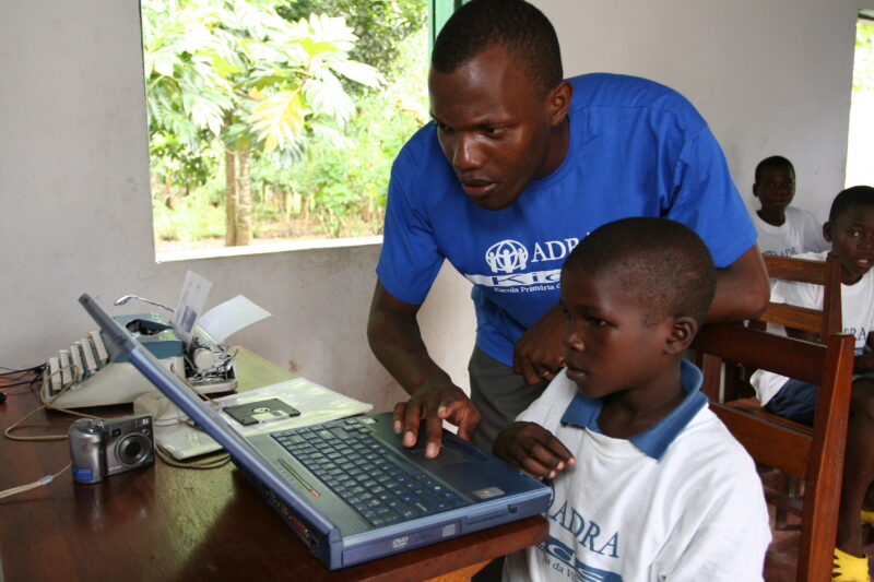 Learning Computers in Africa — Eager students attend school, with help from ADRA, in Sau Tome, Africa — Sao Tome, Africa, ADRA, Poverty, ADRA Kids