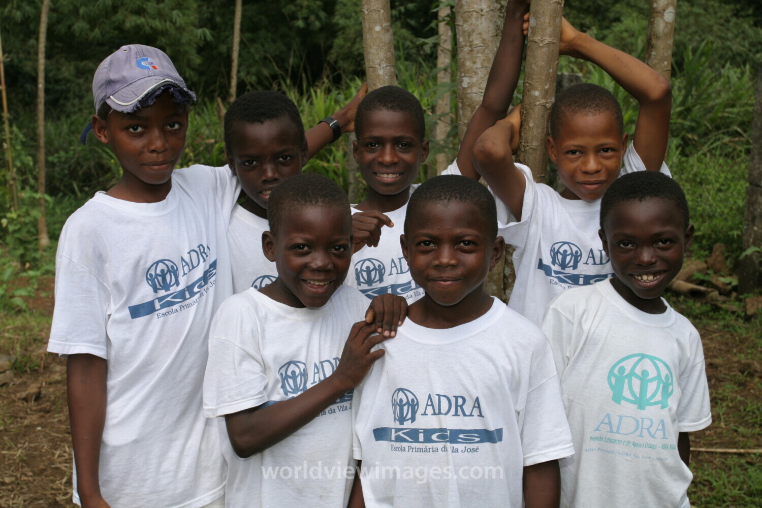 Students in Sau Tome