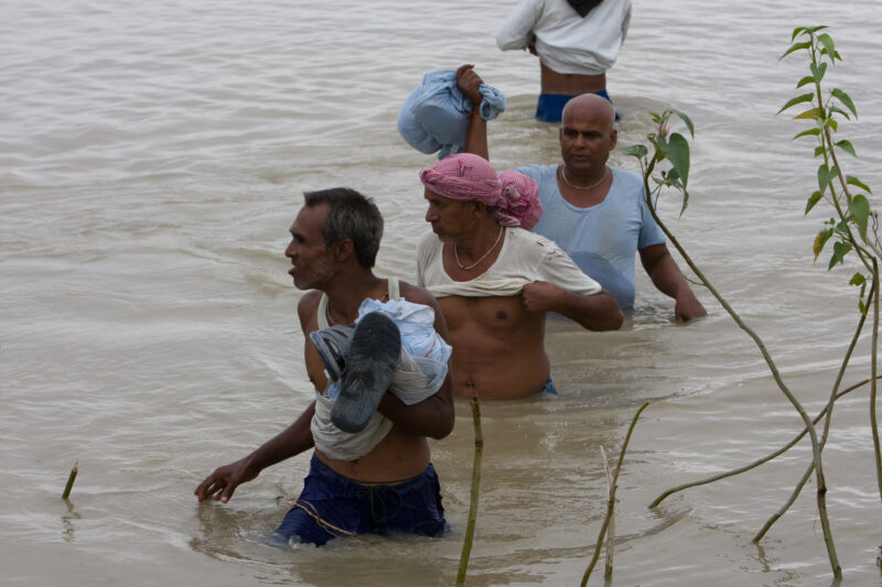 Flooding in Nepal India — Stock Images of the September 2008 monsoon flooding in South-eastern Nepal and northern India — Asia, Nepal, Flood, floods, disaster