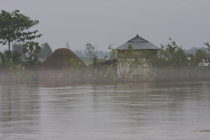 Flooding in Nepal India — Stock Images of the September 2008 monsoon flooding in South-eastern Nepal and northern India — Asia, Nepal, Flood, floods, disaster