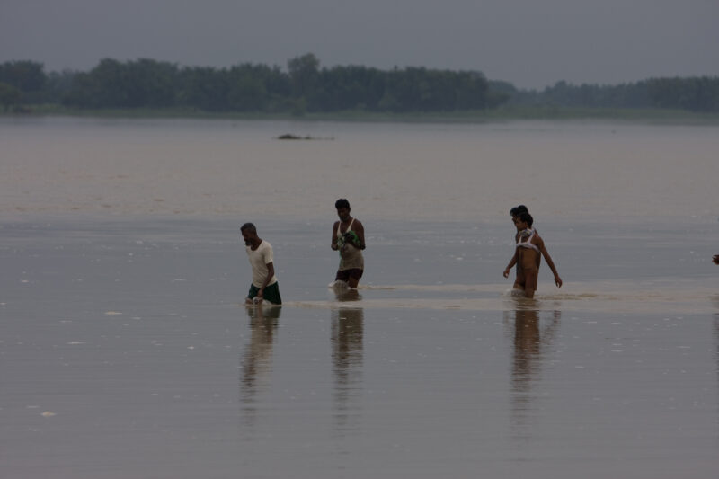 Flooding in Nepal India — Stock Images of the September 2008 monsoon flooding in South-eastern Nepal and northern India — Asia, Nepal, Flood, floods, disaster