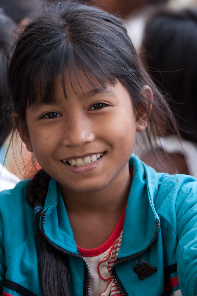 Gril in Cambodia — Stock Image of girl living in poverty in rural Cambodia — Cambodia, poverty, poor, girls, girl