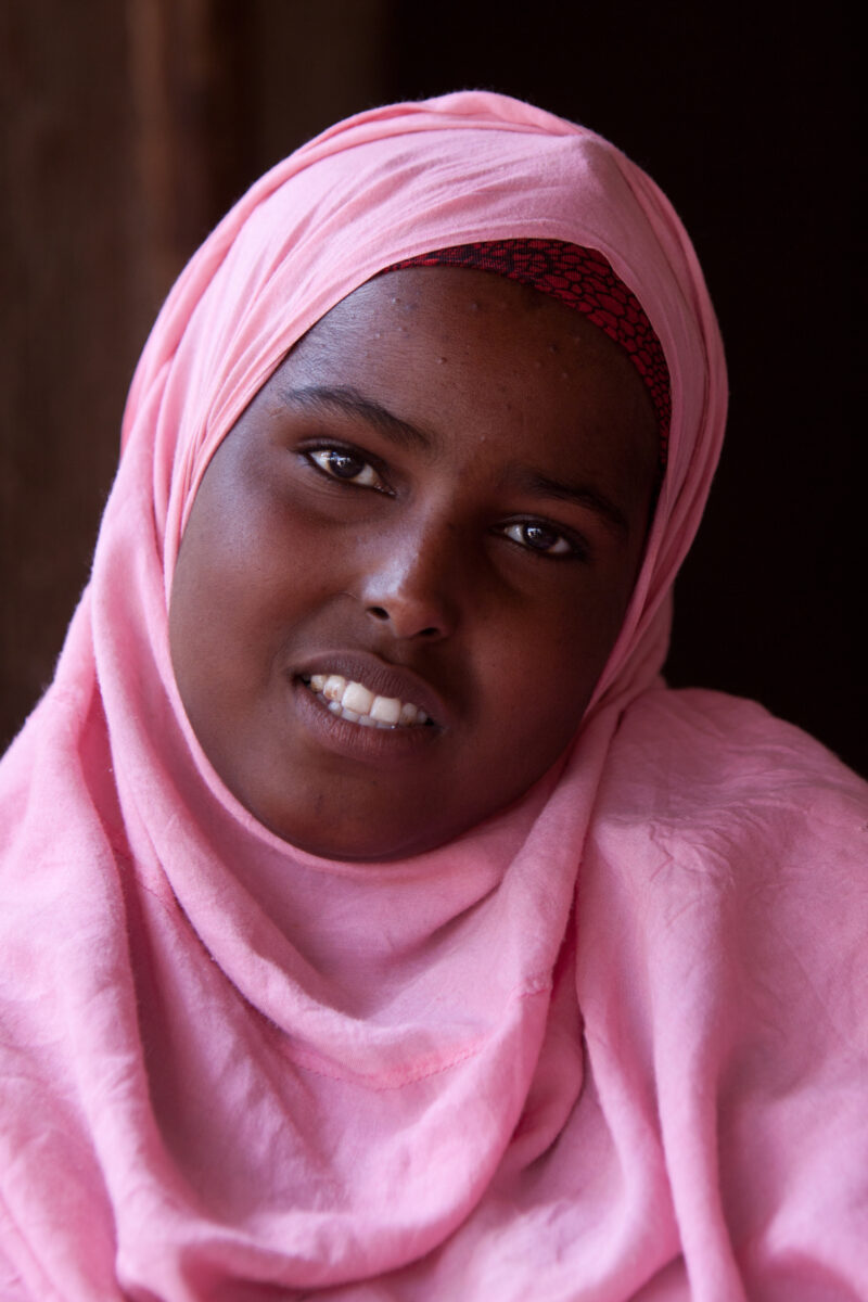Girl in Somalia — Stock Image of young girl growing up in Somalia — Africa, East Africa, Somalia, drought, famine
