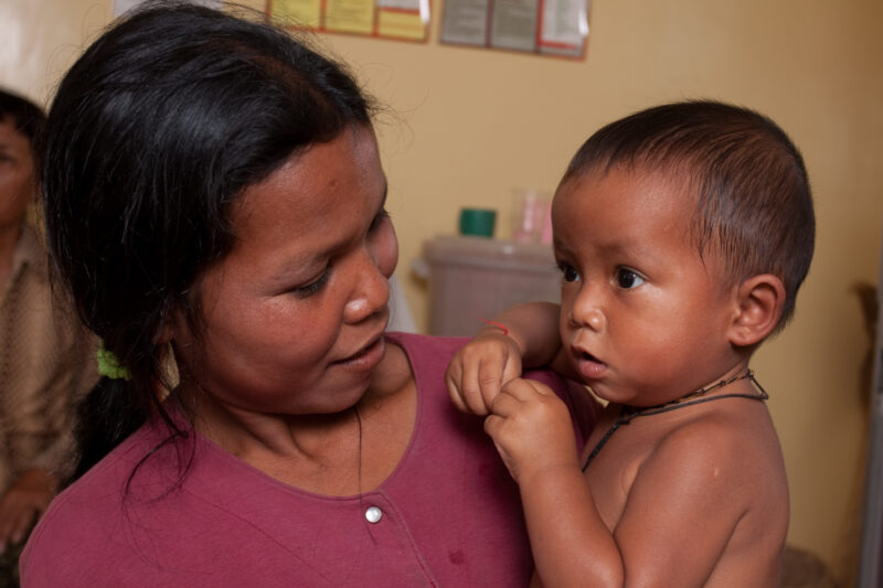 Mother and baby in Cambodia — Mothre brings baby to a clinic in Cambodia — Cambodia, Health, medical, checkup, doctor visit