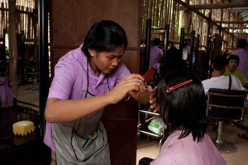 Learning Hairdressing in a Refugee Camp — In a Karen refugee camp, people have few options for income — Thailand, Karen, refugee, refugees, refugee camp