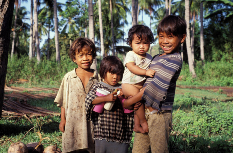 Children of Poverty — Children growing up in rural Philippines — Philippines, children, poor, poverty, smiles